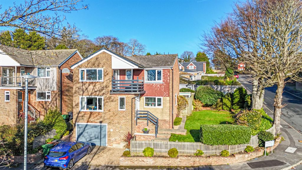 Property photo 1 of 44 Image00014.Jpg