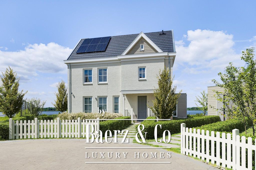 Property photo 1 of 54