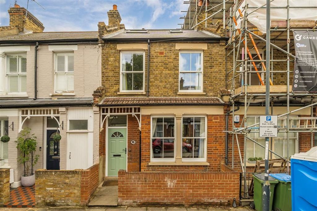 Property photo 1 of 7