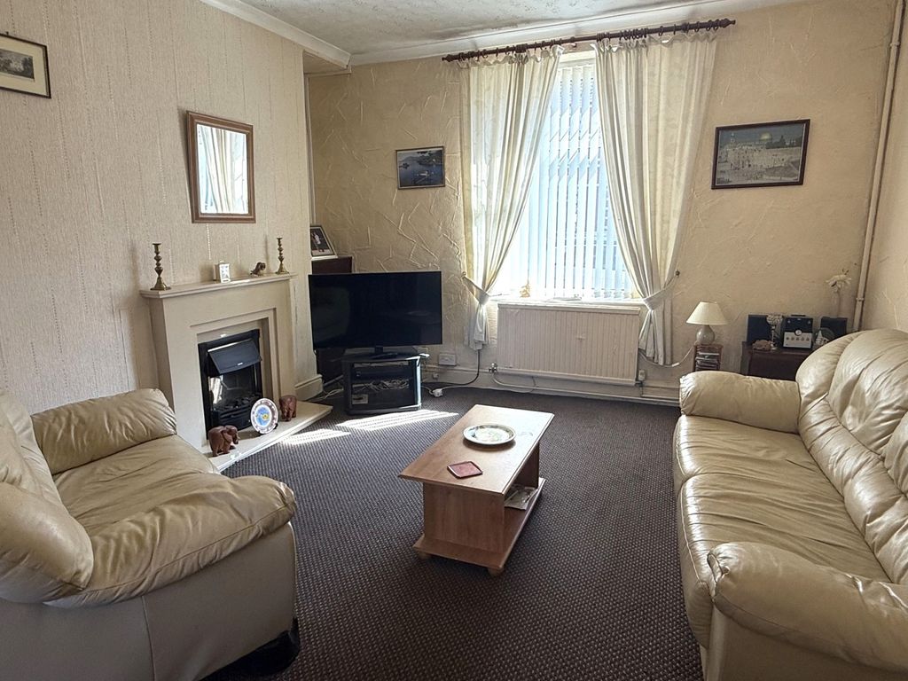 Property photo 2 of 13 Not Specified