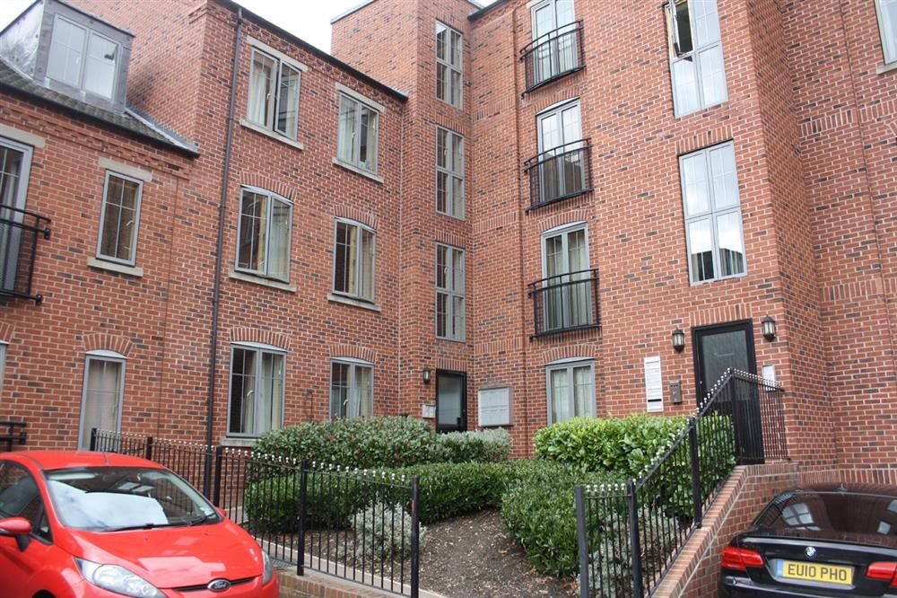 Property photo 1 of 7