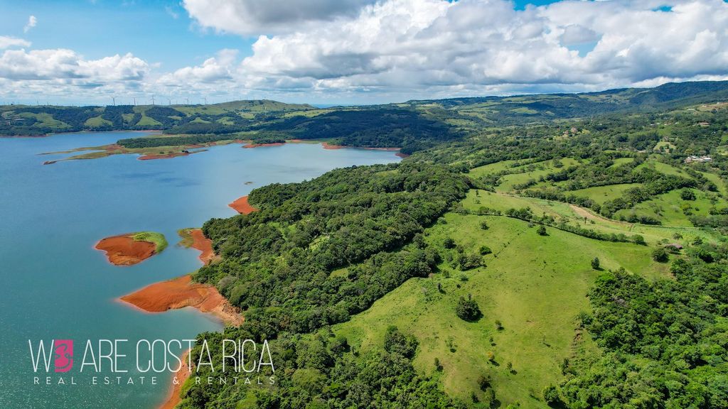 Property photo 3 of 18