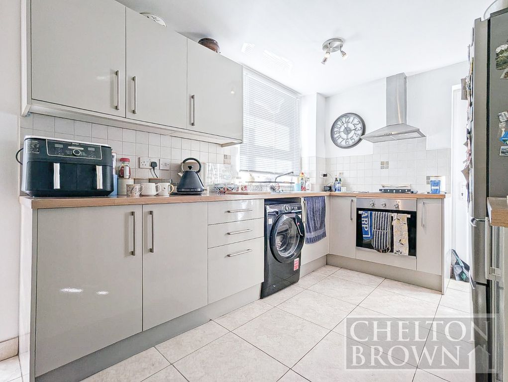 Property photo 2 of 25 Kitchen/Dining Room