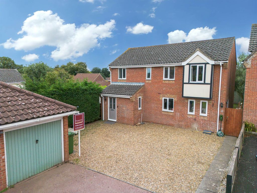 Property photo 1 of 26
