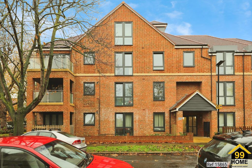 Property photo 1 of 20 Photo 0