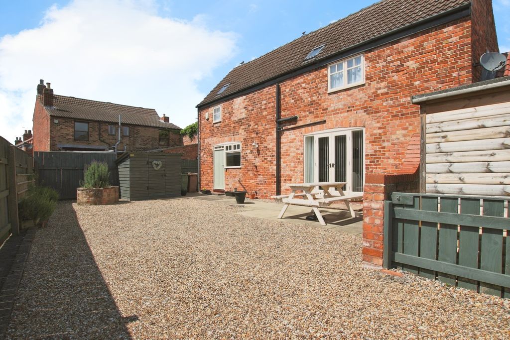 Property photo 1 of 22 3247472