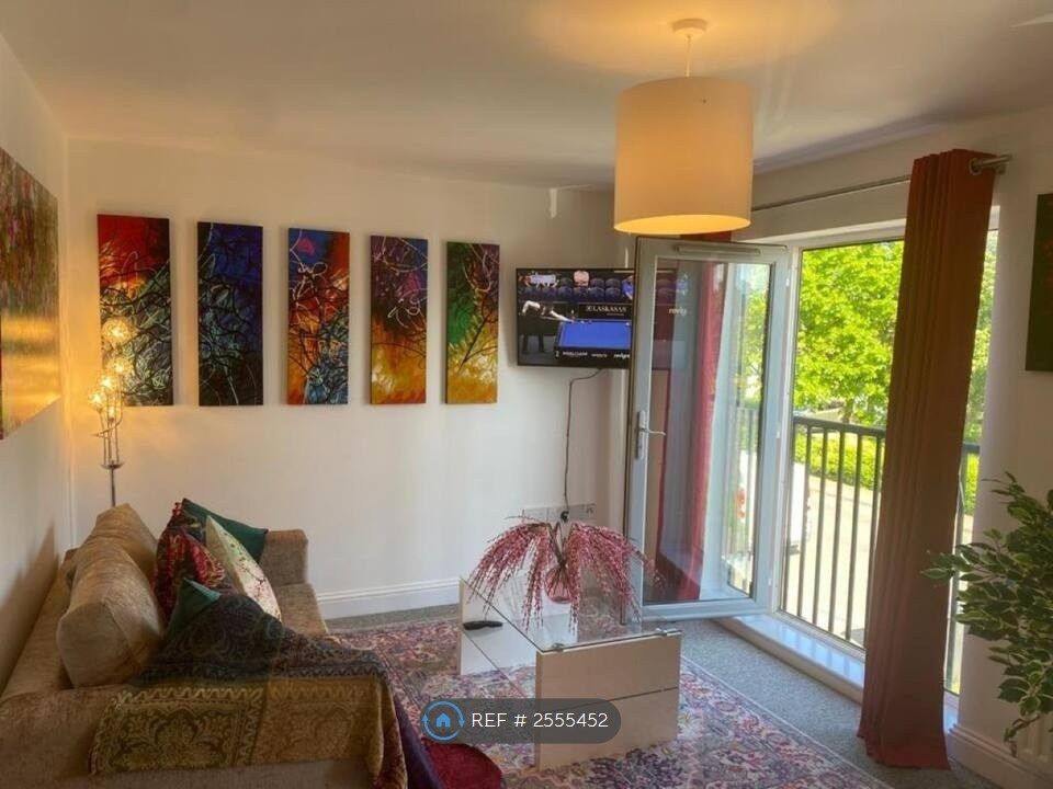 Property photo 3 of 35