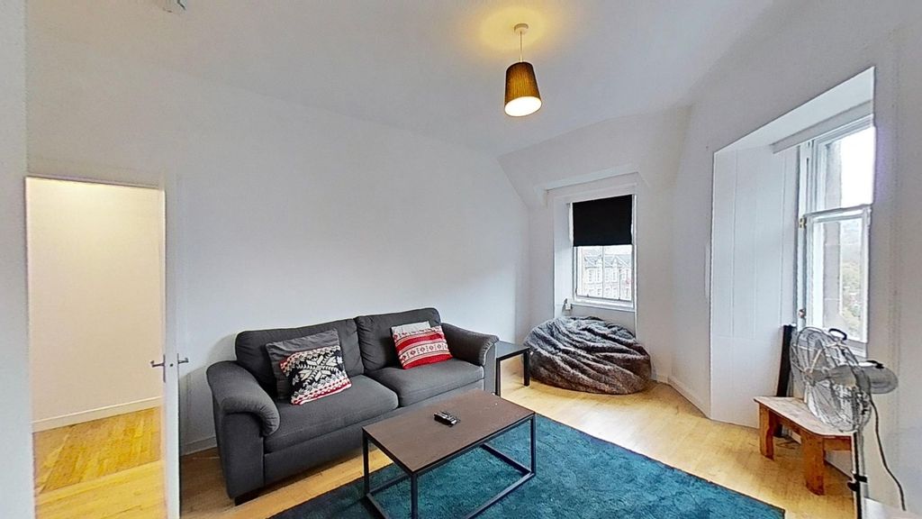 Property photo 1 of 18 Picture No. 01
