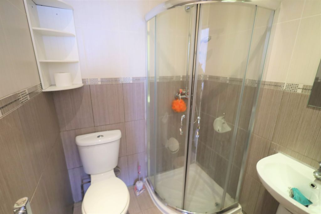 Property photo 3 of 12 Img_1062_8_Original.Jpg