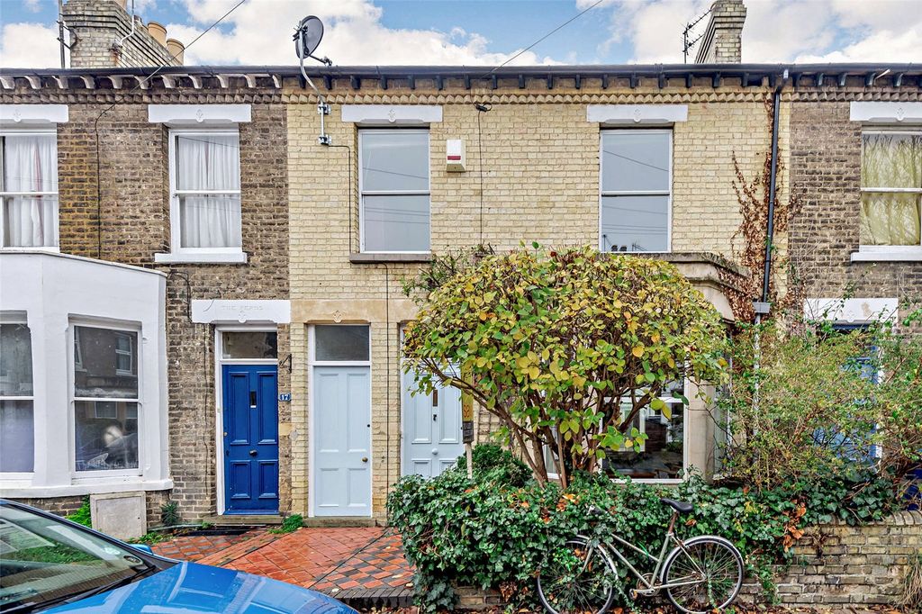 Property photo 1 of 10 Exterior