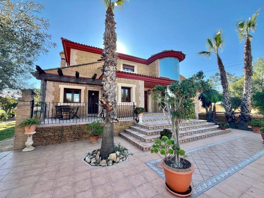 Property photo 1 of 50