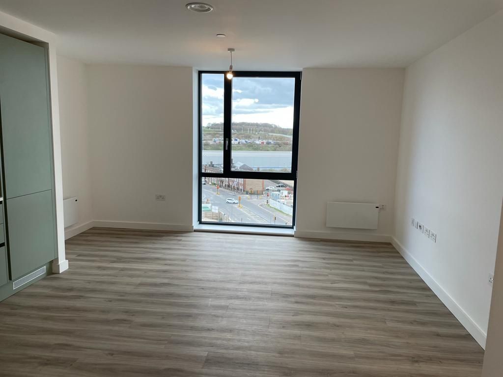 Property photo 3 of 6 Photo 3