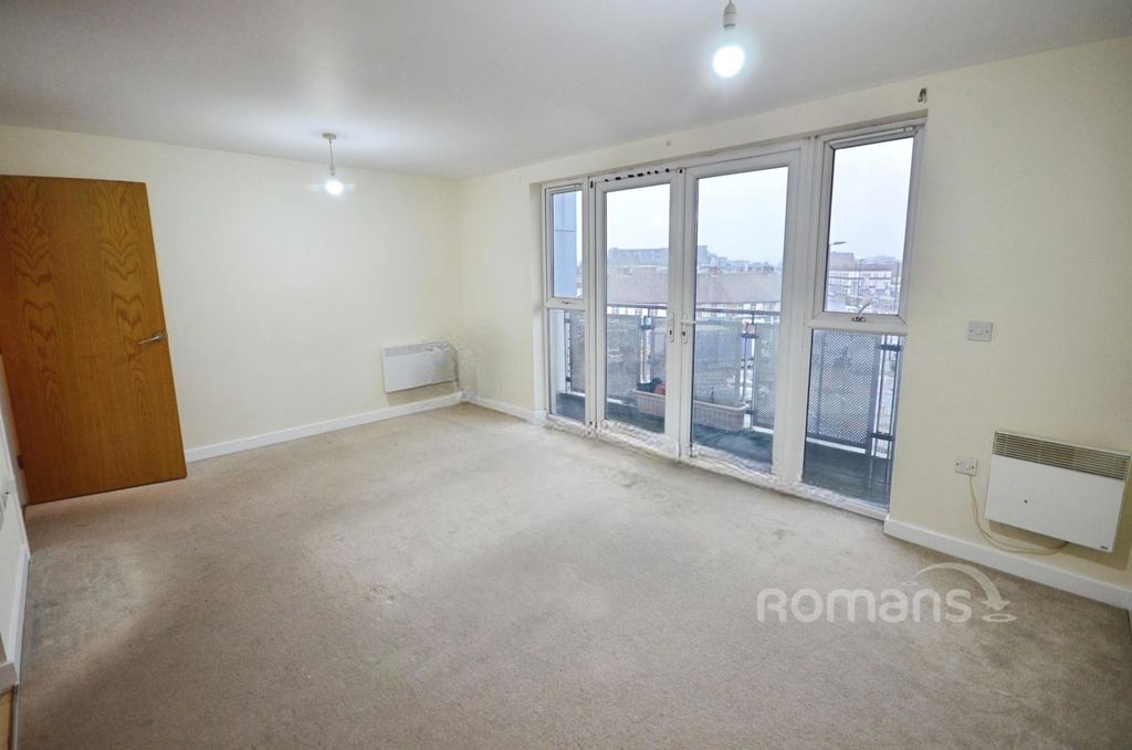 Property photo 2 of 12 Pbox-Img.Jpg