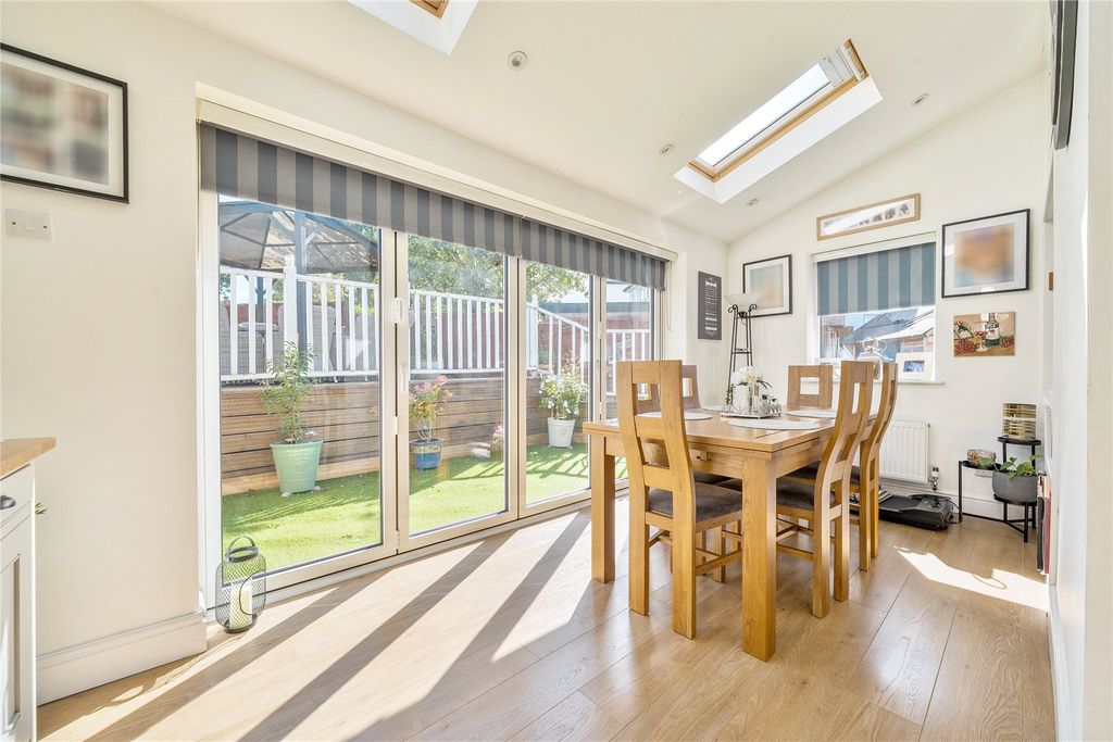 Property photo 3 of 24 Picture No. 09