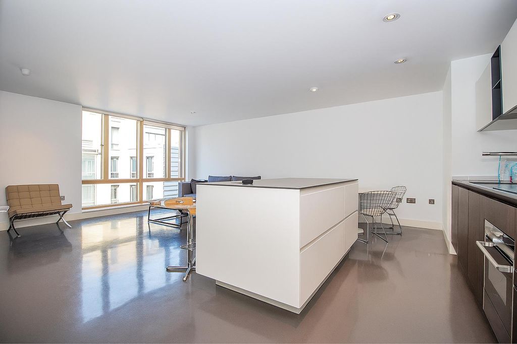 Property photo 1 of 13 5.Png