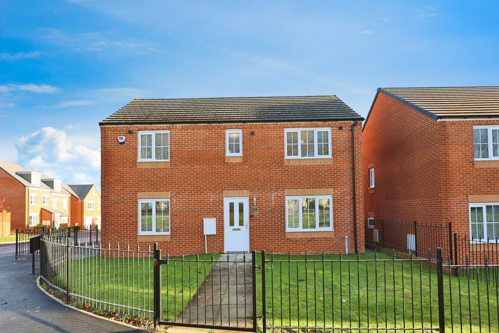 Property photo 1 of 19 Pbox-Img.Jpg