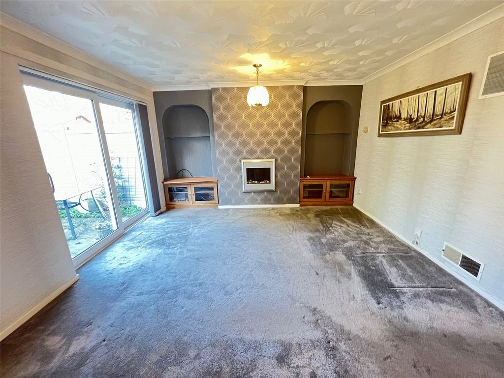 Property photo 2 of 23 Picture No. 24