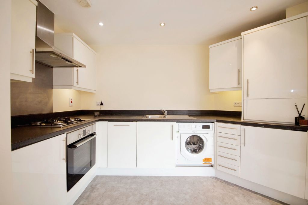 Property photo 3 of 17 Photography