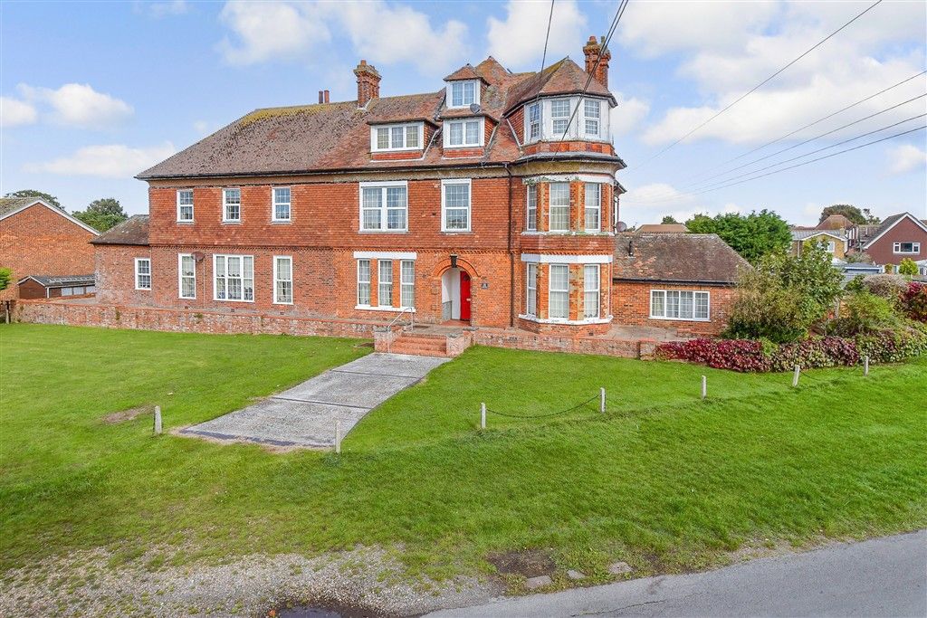 Property photo 1 of 8 External (Brochure)