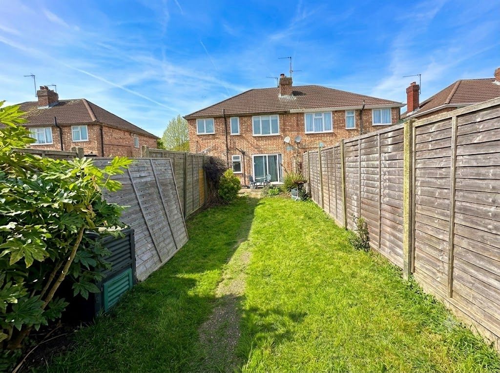Property photo 2 of 11
