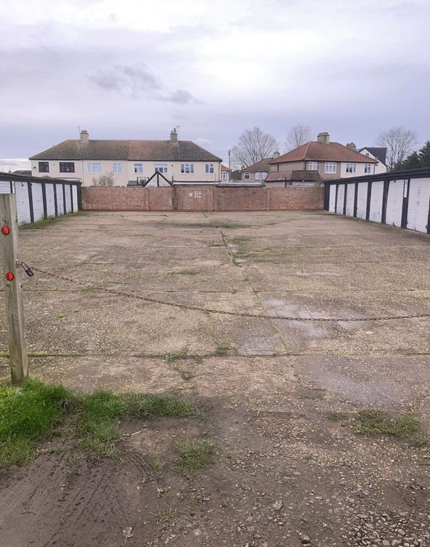 Property photo 2 of 2 Picture No. 01