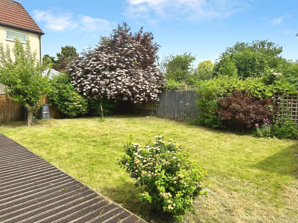 Property photo 2 of 21