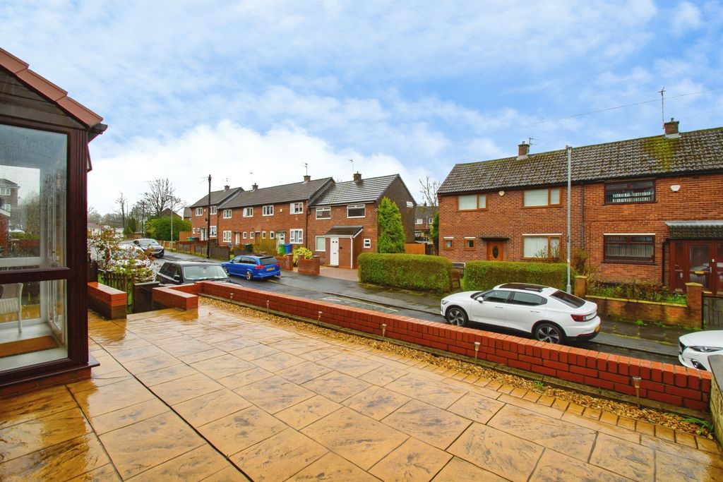 Property photo 3 of 15