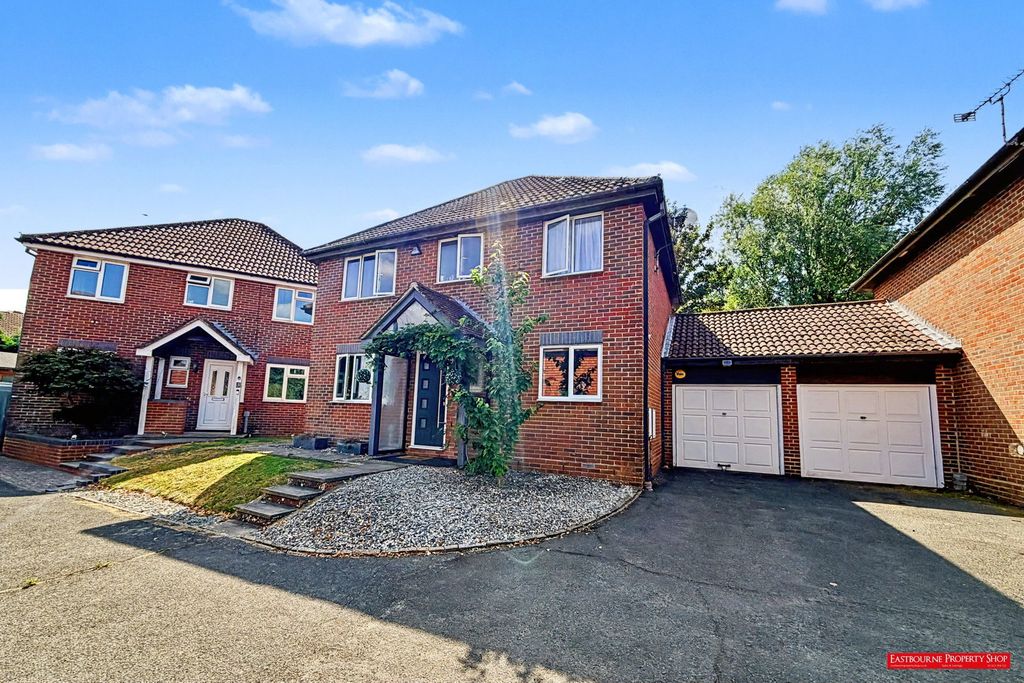 Property photo 1 of 23