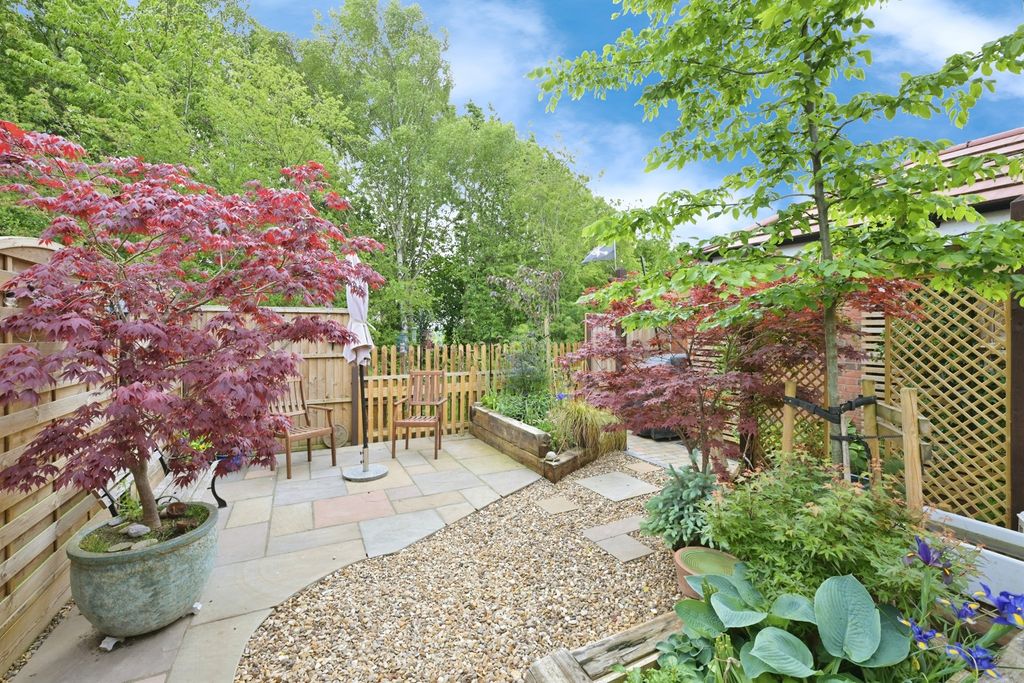 Property photo 3 of 17