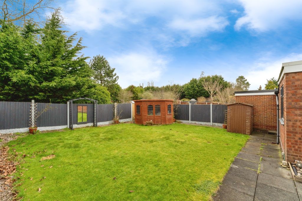 Property photo 2 of 17
