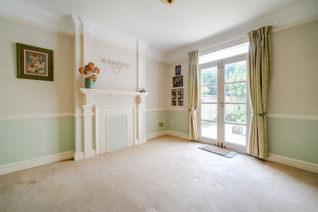 Additional image 4 of 6 bed detached house for saleEllington Road, Taplow, Maidenhead SL6