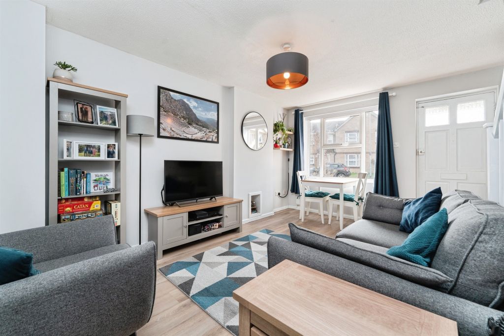 Property photo 2 of 17