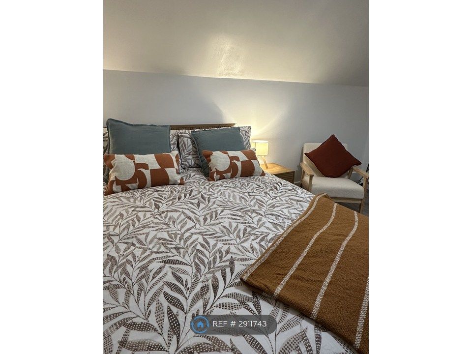 Property photo 3 of 15 Bedroom
