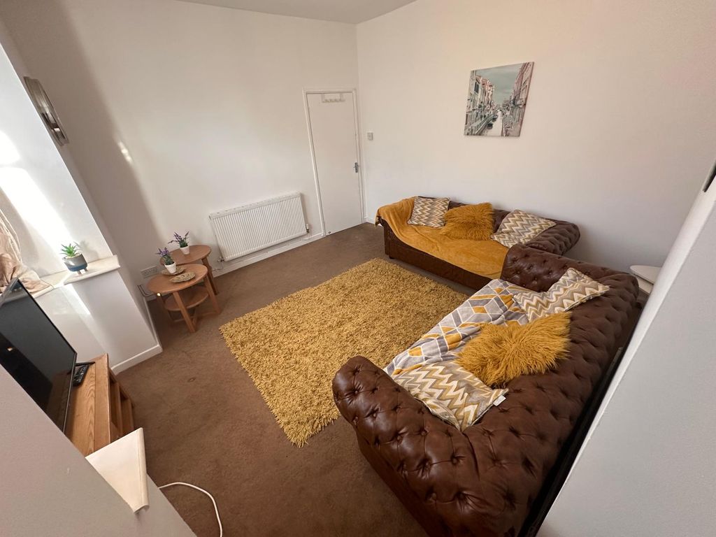 Property photo 3 of 12 Whatsapp Image 2026-01-06 At 3.53.19 Pm (5)