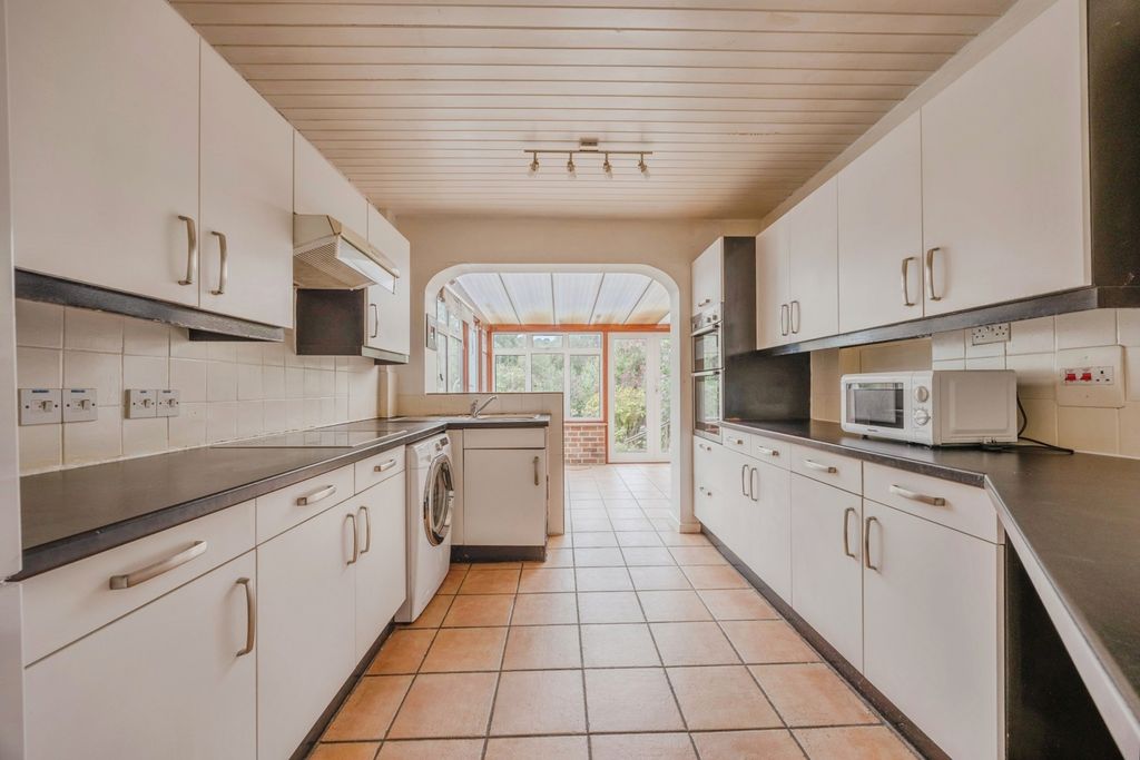 Property photo 3 of 23 Pbox-Img.Jpg