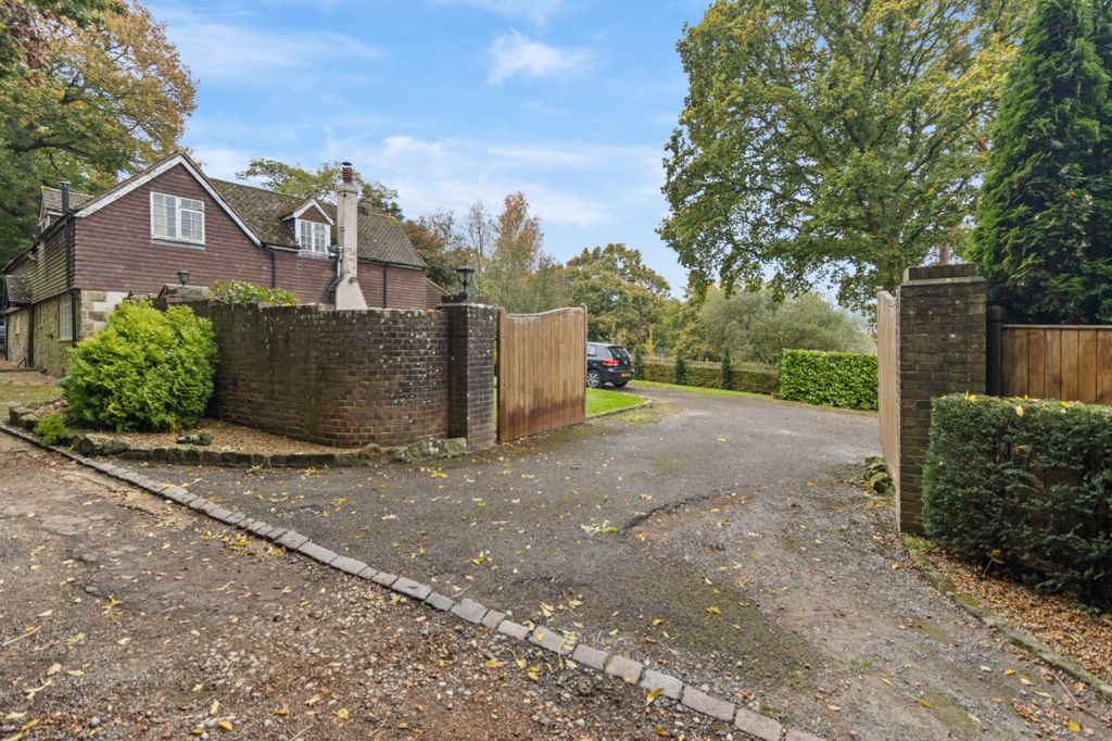 Property photo 3 of 28 Picture No. 35