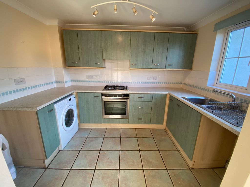 Property photo 3 of 9