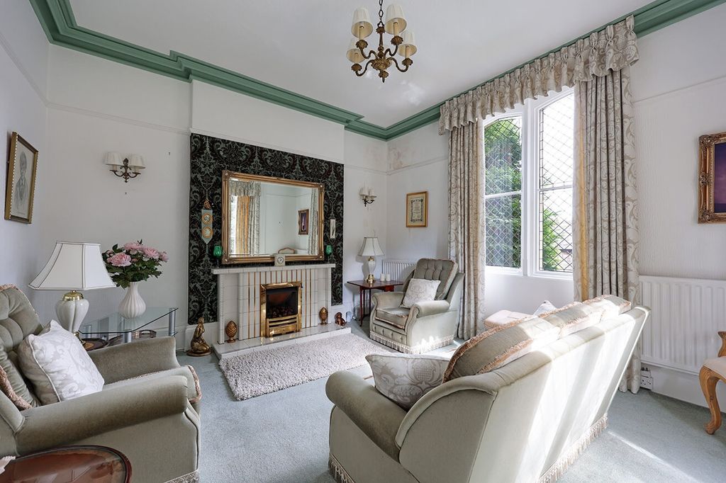 Property photo 3 of 20 4508756