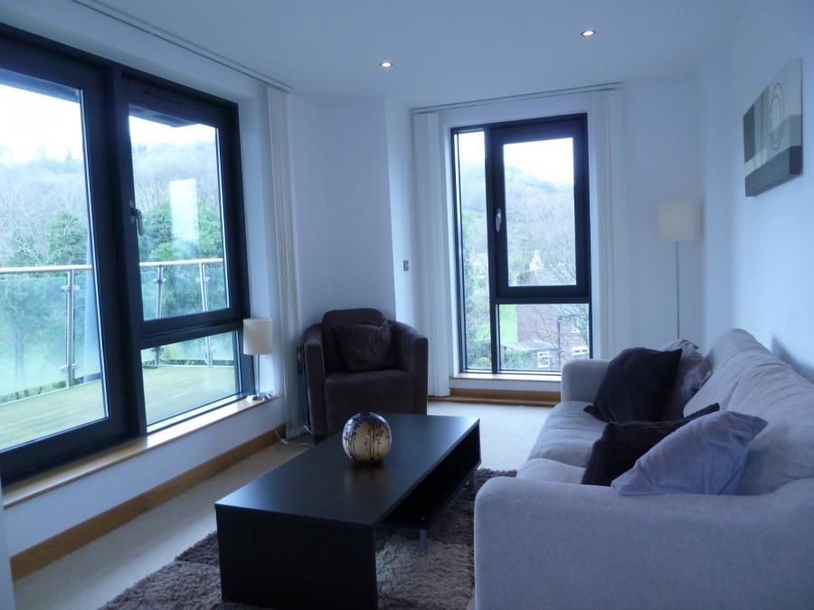 Property photo 1 of 6