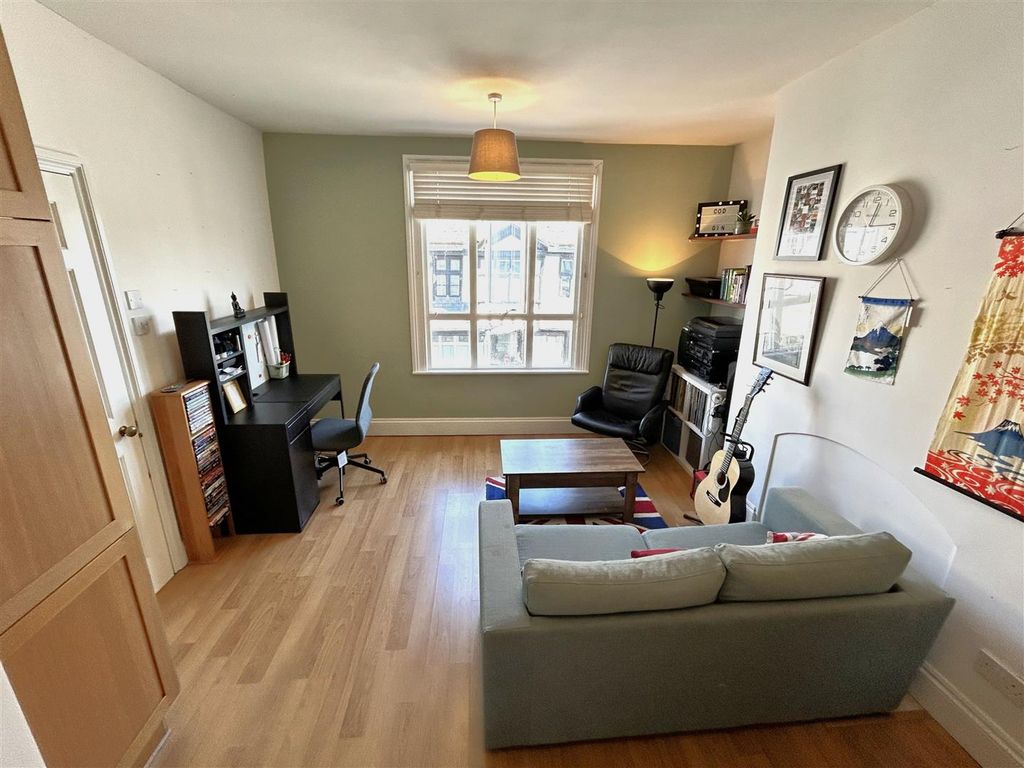 Property photo 3 of 9 Img_0376.Jpg