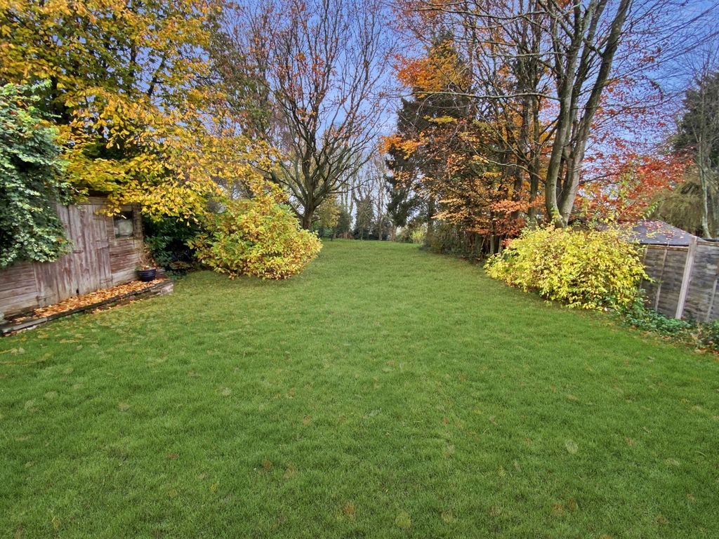 Property photo 3 of 14 3754405