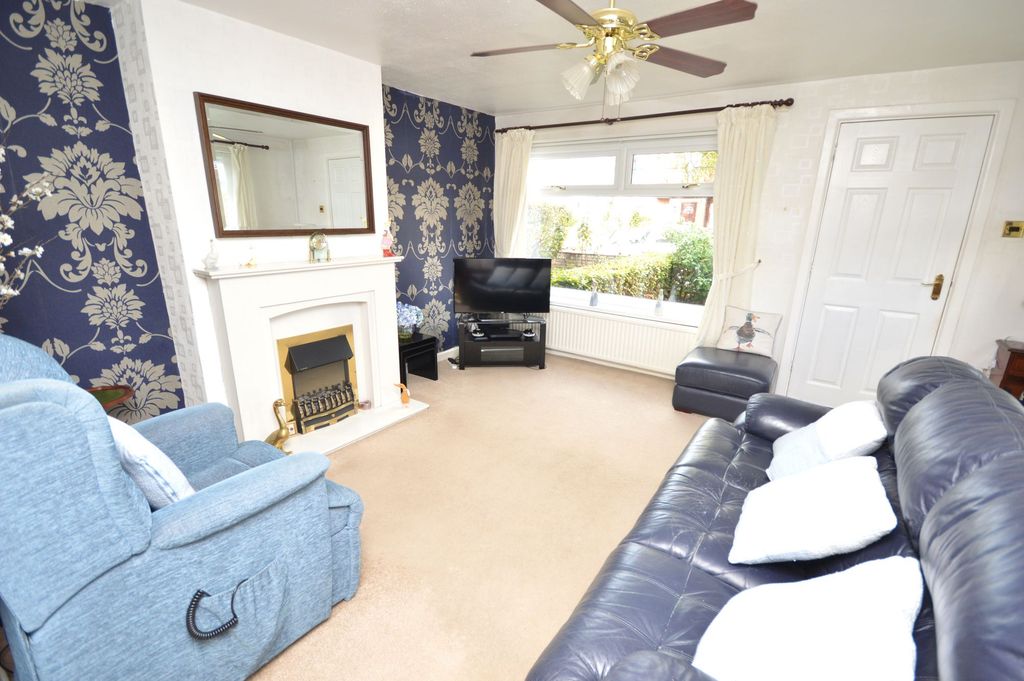 Property photo 2 of 24