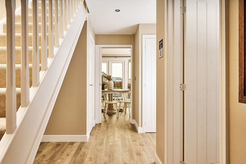 Property photo 2 of 12 Light And Airy Hallways