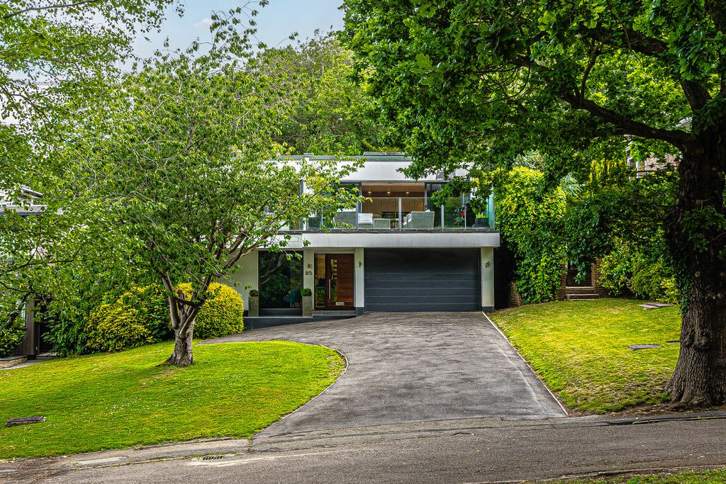 Property photo 1 of 41