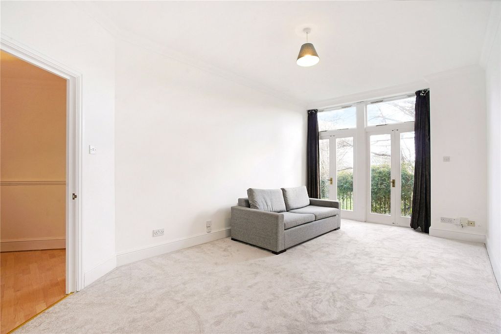 Property photo 2 of 10 Picture No. 25