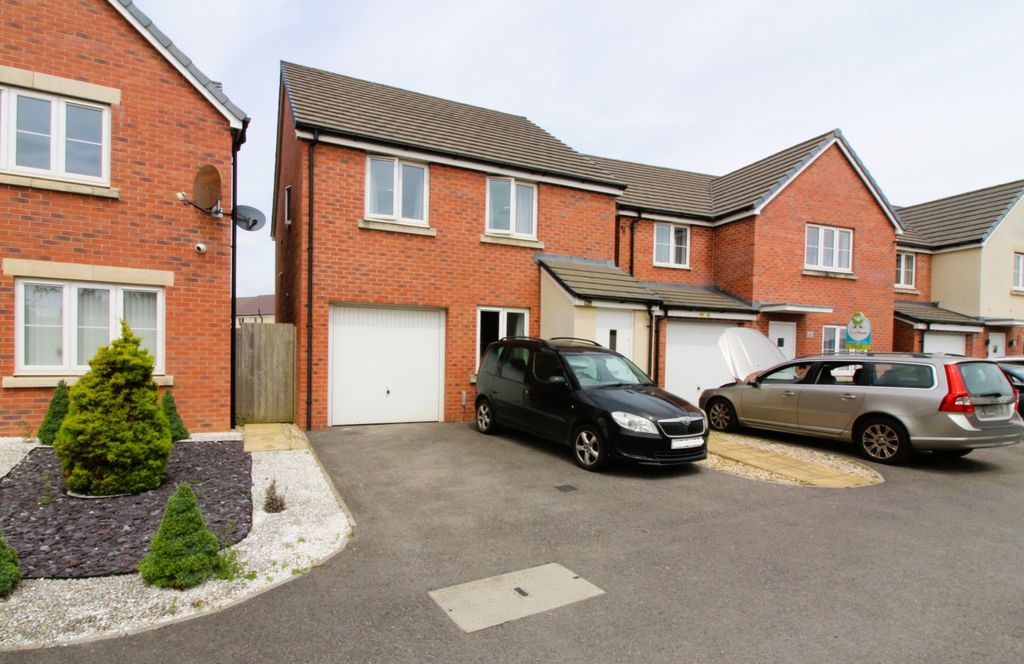 Property photo 1 of 31 Img_5412
