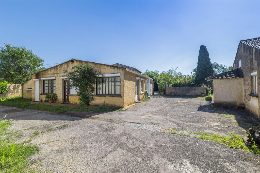 Property photo 1 of 19 Image