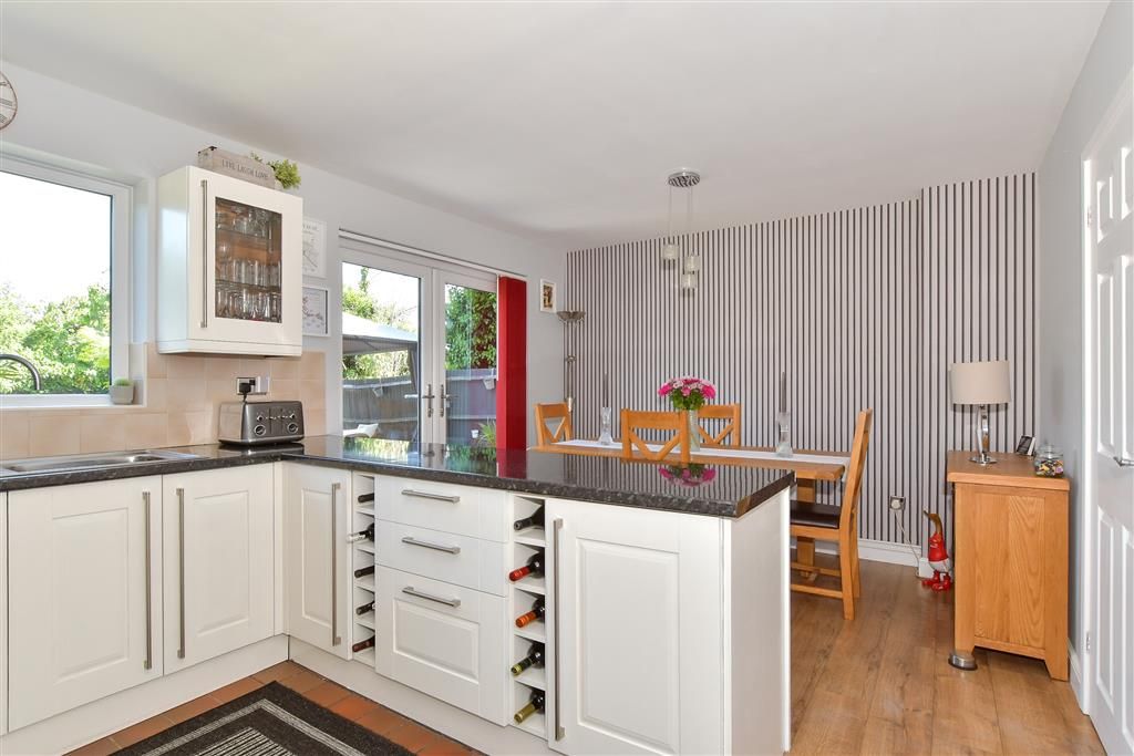 Property photo 3 of 10 Kitchen/Diner