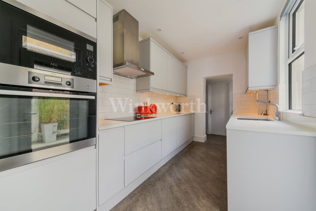 Property photo 2 of 12 Picture No. 07