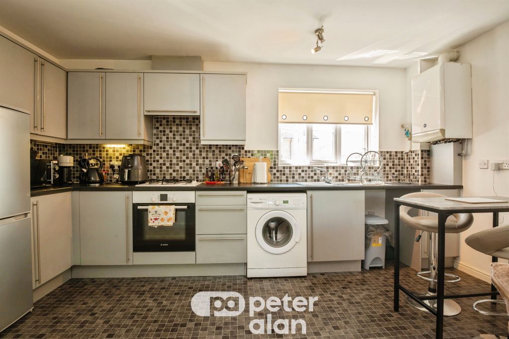Additional image 4 of 2 bed flat for saleBlaen Bran Close, Cwmbran NP44
